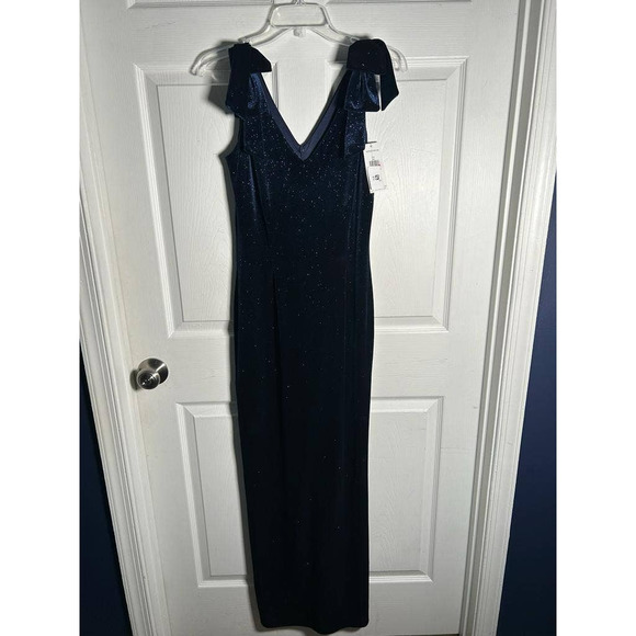 V-Front Sparkle Gown Navy - Picture 3 of 8